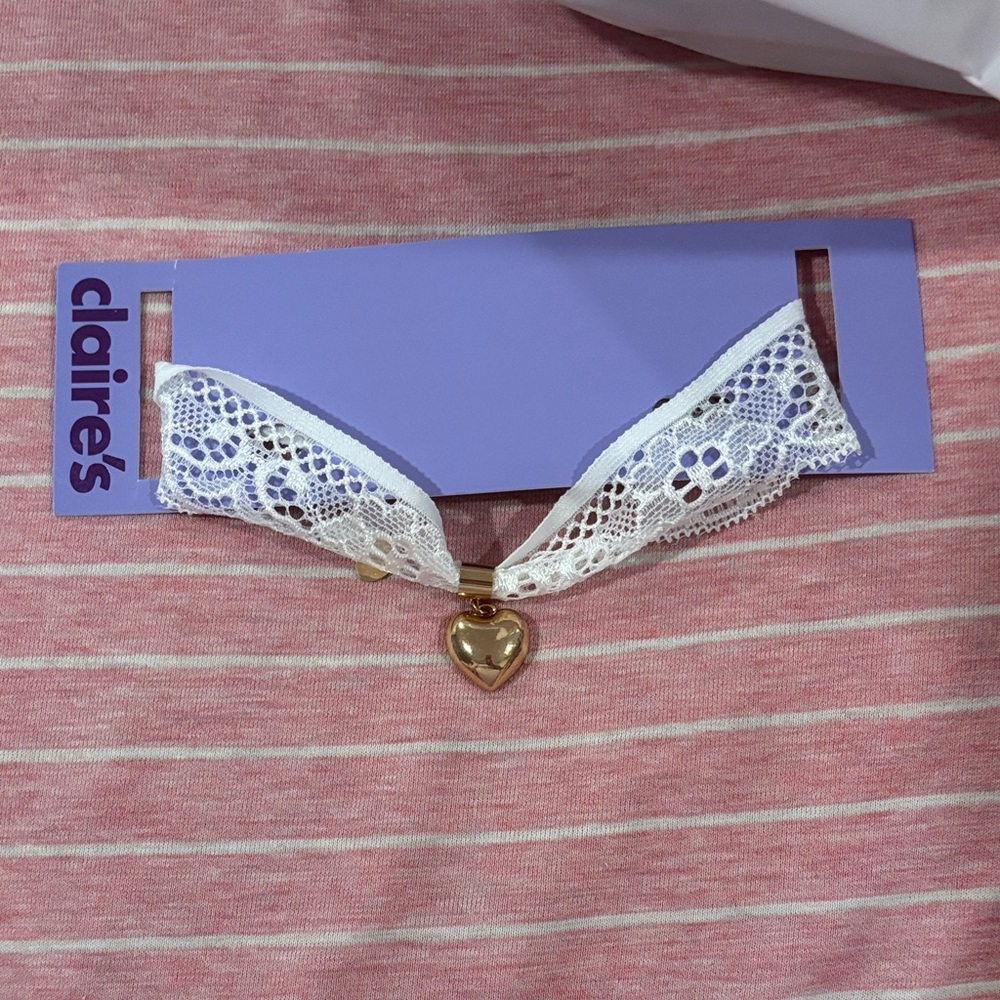 Claire's White Lace Choker with Gold Heart Charm